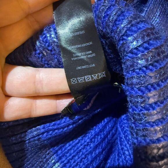 NEW Kurt Geiger Royal Blue Knit Beanie main image 4